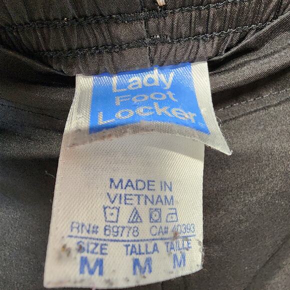 Vintage Lady Foot Locker Track Pants Size M Black Ankle Pull On Nylon Gorp Y2K - Picture 10 of 10